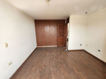 Vendo Amplio Duplex Mas Terraza en Cerca a La Plaza de La Bandera