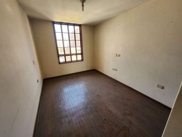 Vendo Amplio Duplex Mas Terraza en Cerca a La Plaza de La Bandera