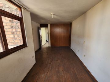 Vendo Amplio Duplex Mas Terraza en Cerca a La Plaza de La Bandera