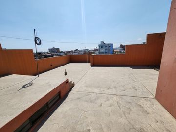 Vendo Amplio Duplex Mas Terraza en Cerca a La Plaza de La Bandera
