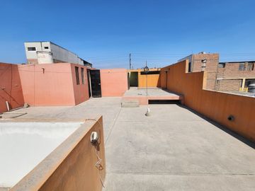 Vendo Amplio Duplex Mas Terraza en Cerca a La Plaza de La Bandera