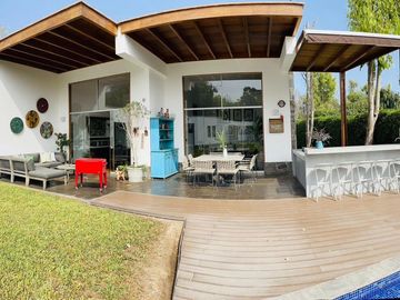 Linda Casa De Campo En Fundo Paso Chico Con Instalaciones Y Acabados De Lujo