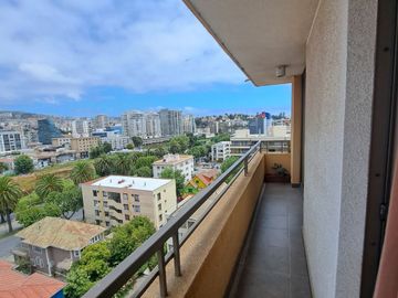 Departamento 2D , 2B   sector poniente de Viña de Mar , estilo Mariposa