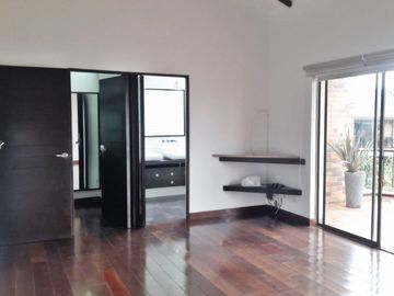 VENTA DE CASA DE 265 m2 EN EL SECTOR DE PALERMO-SANCANCIO, MANIZALES CALDAS
