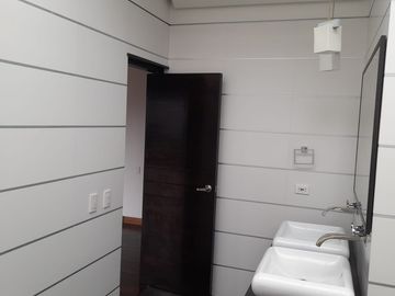 VENTA DE CASA DE 265 m2 EN EL SECTOR DE PALERMO-SANCANCIO, MANIZALES CALDAS