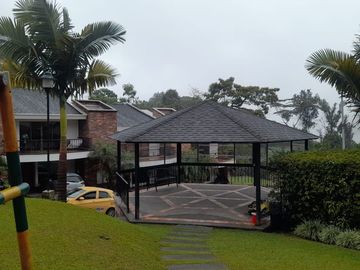 VENTA DE CASA DE 265 m2 EN EL SECTOR DE PALERMO-SANCANCIO, MANIZALES CALDAS