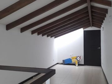 VENTA DE CASA DE 265 m2 EN EL SECTOR DE PALERMO-SANCANCIO, MANIZALES CALDAS