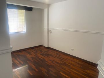Vendo departamento frente a parque en excelente zona residencial, Av. Del Pinar 480, Chacarilla San Borja