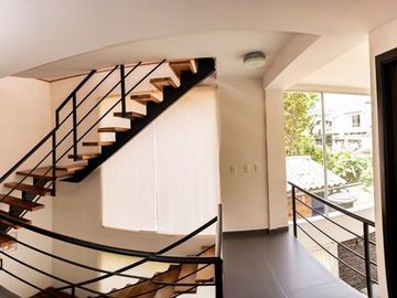 VENTA DE CASA CAMPESTRE DE 210 M2 EN CONJUNTO EN LA FLORIDA, MANIZALES CALDAS