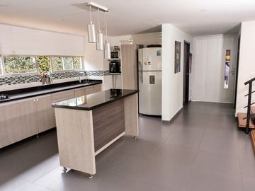 VENTA DE CASA CAMPESTRE DE 210 M2 EN CONJUNTO EN LA FLORIDA, MANIZALES CALDAS