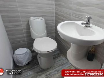 Se vende casa moderna 2 pisos en el barrio Aures ,  Buga-valle