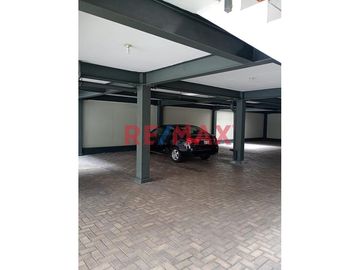Venta Hermoso Departamento En Miraflores A 3 Cuadras De La Av. Larco
