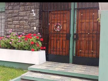 AMPLIO DEPARTAMENTO Y AIRES