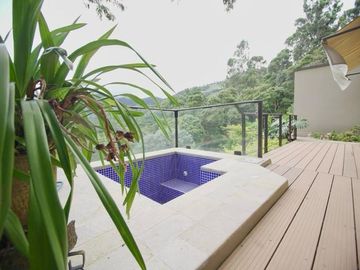 VENTA DE HERMOSA CASA CAMPESTRE EN DAPA ID 777