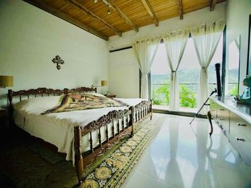 VENTA DE HERMOSA CASA CAMPESTRE EN DAPA ID 777