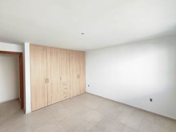 Casa 2 plantas en venta con Roof Garden en San Juan del Rio