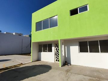 Casa 2 plantas en venta con Roof Garden en San Juan del Rio