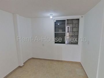 CASA EN VENTA EN COL. JOYAS DE CUAUTITLÁN, EDO. MÉX.