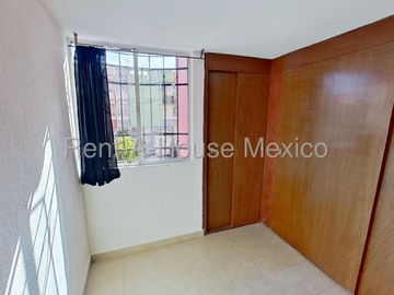 CASA EN VENTA EN COL. JOYAS DE CUAUTITLÁN, EDO. MÉX.