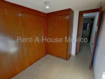 CASA EN VENTA EN COL. JOYAS DE CUAUTITLÁN, EDO. MÉX.