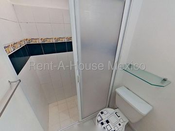 CASA EN VENTA EN COL. JOYAS DE CUAUTITLÁN, EDO. MÉX.