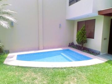 Vendo casa en Chaclacayo, 4 hab. 2 baños, 200 m2