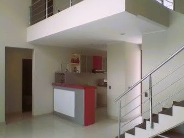 Vendo casa en Chaclacayo, 4 hab. 2 baños, 200 m2