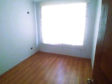 Vendo casa en Chaclacayo, 4 hab. 2 baños, 200 m2
