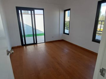 Penthouse dúplex moderno de estreno 100% smart
