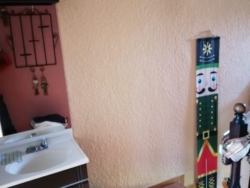 CASA 2 PISOS EN CONDOMINIO