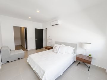 Penthouse de 2 Recamaras en Playa del Carmen