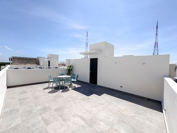 Penthouse de 2 Recamaras en Playa del Carmen