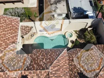 Jardines del Valle Lujosa casa en venta con alberca