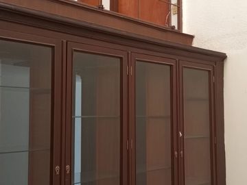 Se vende casa 9 recámaras, excelente ubicación, Col. La Paz, a 10 minutos de la UPAEP, ideal para Inversionistas. para renta recamaras con servicios
