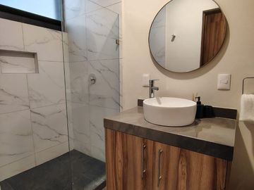 DEPARTAMENTO EN VENTA EN VISTA AZUL, CORREGIDORA 3 RECS, 2 BAÑOS, VISTA ESPECTACULAR