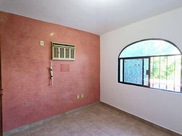 SE VENDE CASA EN FRACCIONAMIENTO RESIDENCIAL LA HACIENDA