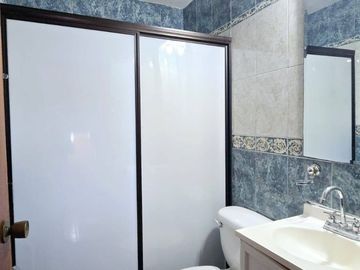 SE VENDE CASA EN FRACCIONAMIENTO RESIDENCIAL LA HACIENDA