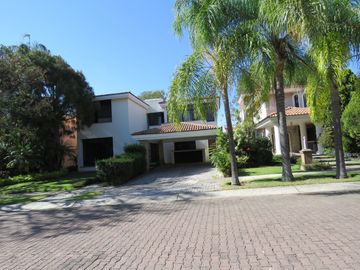 casa en azaleas residencial bugambilias
