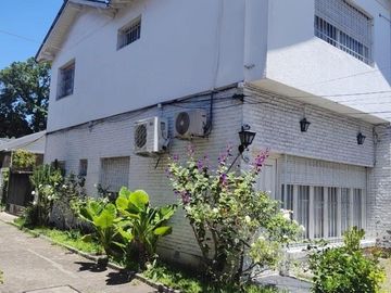 VENTA PH 5 AMBIENTES CON COCHERA - CASTELAR