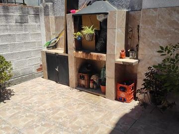 VENTA PH 5 AMBIENTES CON COCHERA - CASTELAR