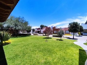 Hermosa casa en venta para Adultos Mayores en Tequisquiapan