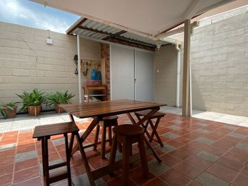 Venta casa San Eduardo via a la costa cerca del consulado EEUU