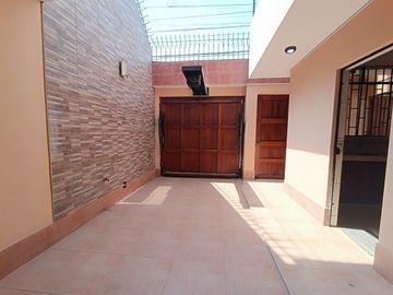 VENDO CASA EN CARABAYLLO URB SANTO DOMINGO II ETAPA