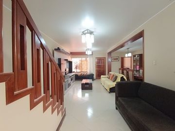 VENDO CASA EN CARABAYLLO URB SANTO DOMINGO II ETAPA