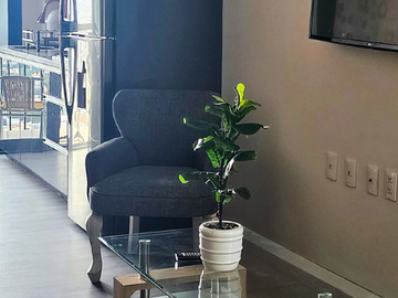 DEPARTAMENTO EN VENTA AMUEBLADO EN TORRE ADAMANT CERCA DEL CAMPANARIO