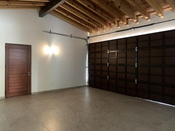RESIDENCIA DE LUJO CON JARDIN DE UN NIVEL EN VENTA COAPEXPAN XALAPA