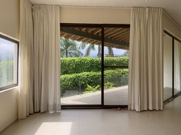 RESIDENCIA DE LUJO CON JARDIN DE UN NIVEL EN VENTA COAPEXPAN XALAPA
