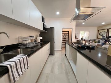 Lujosa Casa de 3 Habitaciones en Jardines de MAyakoba