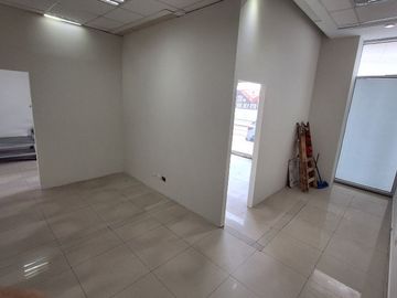 OCACIÓN LOCAL COMERCIAL - ZONA EL TRIGAL