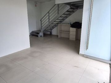 OCACIÓN LOCAL COMERCIAL - ZONA EL TRIGAL